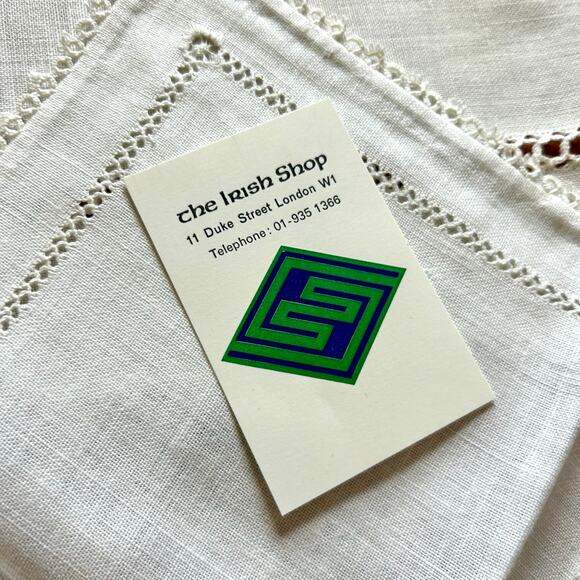 Vintage Irish Linen Tablecloth & Napkins with Crochet Lace Border - Picture 5 of 16